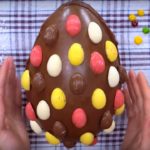 Huevo de pascua gigante