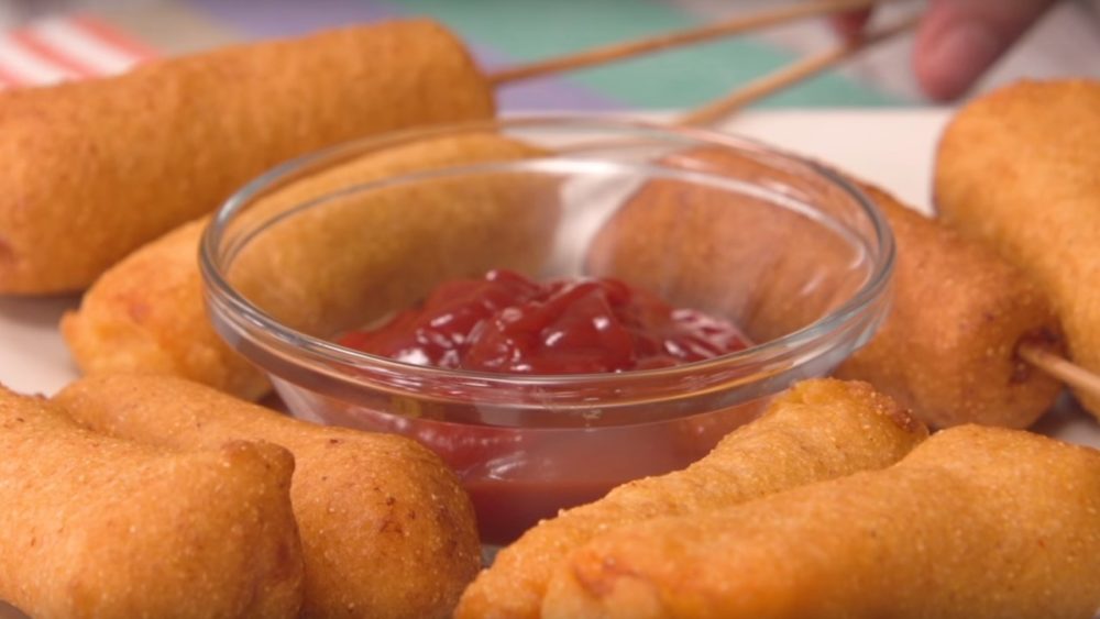 Salchichas con cheddar Cucinare