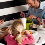 Niños en el restaurant: detalles de una polémica interminable
