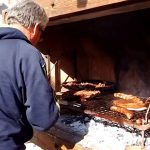 ¡Asado prohibido! Recomiendan no comer carne a la parrilla para evitar la contaminación del aire