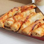Solo para fanáticos: una pizzería decidió empezar a vender los bordes en porciones
