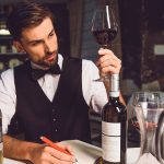 Vinos: ¿sabés cuál es la diferencia entre un catador, un sommelier y un enólogo?