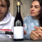 Ashton Kutcher y Mila Kunis lanzan un vino para juntar fondos en la lucha contra el coronavirus