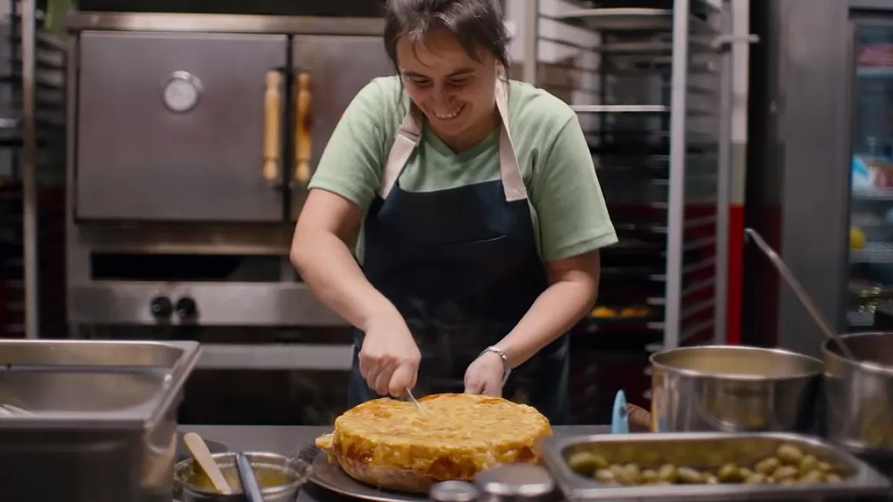 Tortilla, choripán y fugazzeta rellena, el menú argentino que conquistó a  Netflix - Cucinare