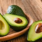 Afirman que comer palta regularmente ayuda a mejorar la salud intestinal