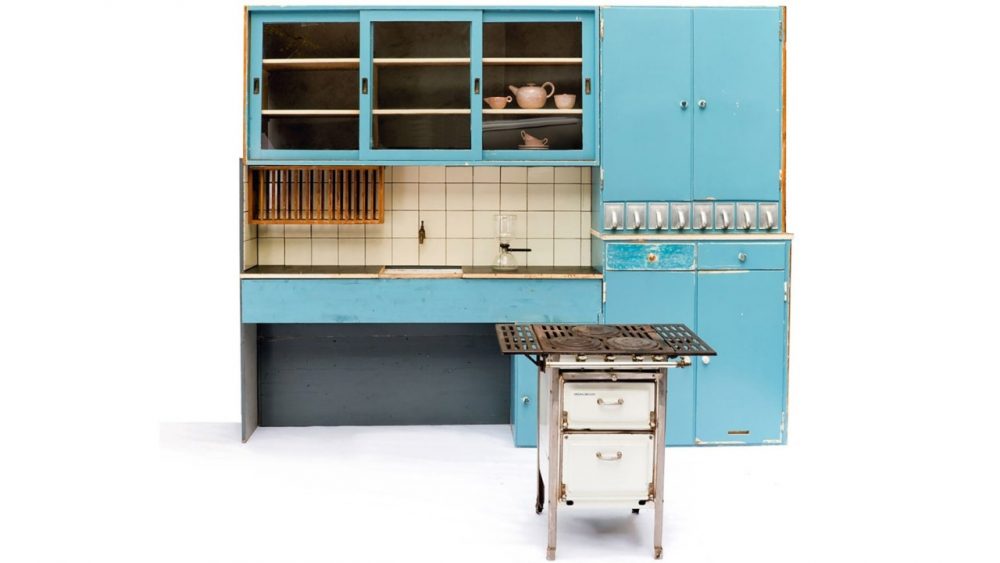Mueble de cocina, un diseño que tiene más de un siglo y casi no tuvo