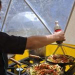 La mendocina que vendió panchos, comida vegana y ahora es la cocinera del Aconcagua y el Everest