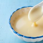 Leche evaporada: qué es, para qué sirve y en qué recetas usarla