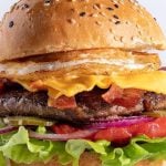 Carne regenerativa: lanzan la primera hamburguesa argentina elaborada en un laboratorio