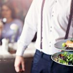 El gobierno nacional asegura que 65% de bares y restaurants porteños no tiene registrados a sus empleados