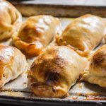 Día de la empanada: 10 propuestas para probar las opciones de carne más ricas