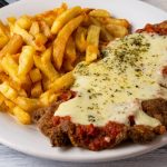 Posteó la foto de una milanesa napolitana y preguntó el precio a modo de encuesta: “En Palermo te la cobran 20 mil pesos”