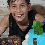 Joaquín, el nene pastelero, organizó una rifa y recibió duras críticas: “No sé para qué me siguen”