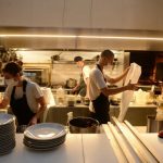 Le robaron el celular a la cocinera de un restaurante porteño adentro del local: “Perdí la fe en la humanidad”