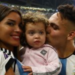 Lautaro Martínez, preocupado por la comida de su hija minutos antes de jugar por la Champions League: “Dame el papá más atento y rompe que venga”