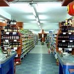 El cartel de un supermercado chino que se viralizó: “Sólo cepillo tarjeta débito”