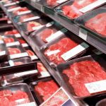 Un supermercado porteño decidió ponerle alarma antirrobo a algunos cortes de carne