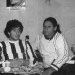 La pizzería porteña a la que Maradona llevó a Doña Tota el día que cobró su primer sueldo en Argentinos Juniors