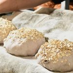 Masa madre, de tendencia marginal a vedette absoluta de las panaderías argentinas: tres especialistas cuentan secretos y beneficios de este proceso