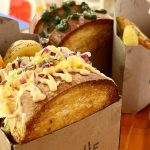 El local porteño que ofrece la estrella de la comida callejera coreana: un suculento sándwich de pan brioche