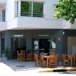 El restaurante que sólo contrata jubilados: “Cumplen más que muchos menores de 30 años”