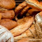 El pueblo bonaerense que celebra la Fiesta de la Harina con el sándwich de miga más grande del mundo