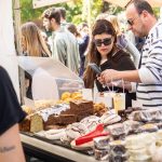 La Feria Francesa se reactiva en Palermo con clases de cocina, música y 30 puestos de comida: 5 imperdibles para probar