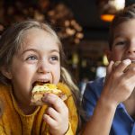 200 restaurantes porteños con menú infantil en promoción: el mapa clave para estas vacaciones de invierno
