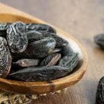 Qué es la haba tonka, la semilla de un árbol tropical de aroma único que está prohibida en Estados Unidos