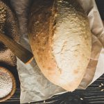¿La masa madre deja de ser tendencia? Una periodista gastronómica propone volver a los panes tradicionales y se abrió el debate