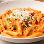 Penne alla vodka, el plato que une a Italia y a Rusia en una inédita combinación de sabores